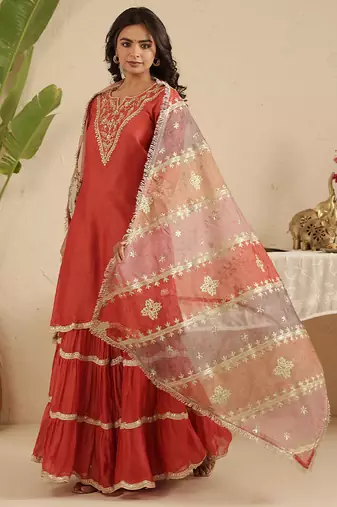 Crimson hand woven chanderi kurta set