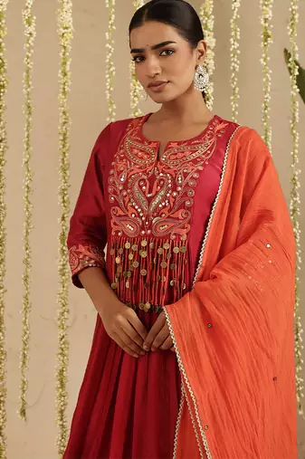 Maroon hand woven chanderi kurta set
