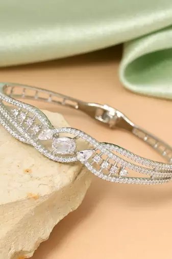 Silver color openable american diamond bracelet
