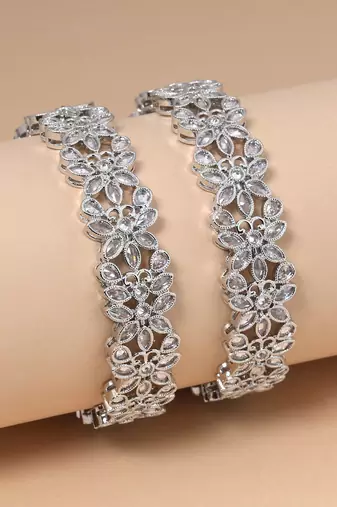 Silver color american diamond bangle size: 2.6