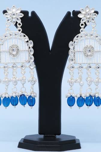 Kundan type zumka earring for girls