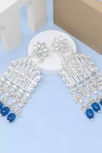 Kundan type zumka earring for girls