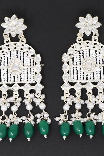 Kundan type zumka earring for girls