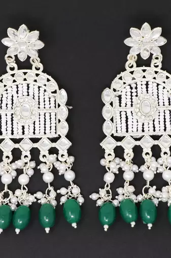 Kundan type zumka earring for girls