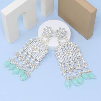 Kundan type zumka earring for girls 3