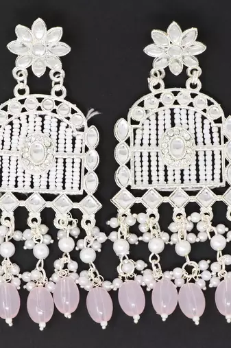 Kundan type zumka earring for girls