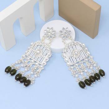 Kundan type zumka earring for girls 3