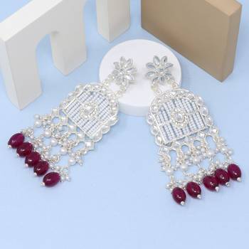 Kundan type zumka earring for girls 3