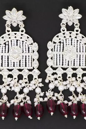 Kundan type zumka earring for girls