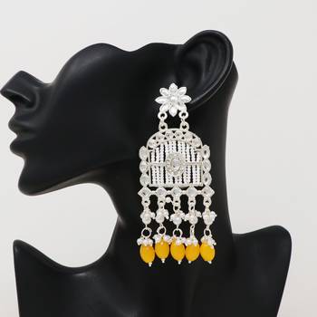 Kundan type zumka earring for girls 2