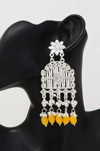 Kundan type zumka earring for girls