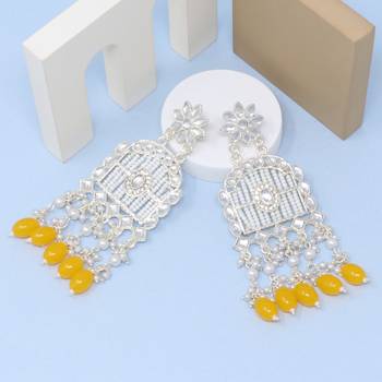 Kundan type zumka earring for girls 3