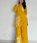 Floral printed yellow round neck pure cotton co-ord set