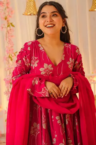 Pink color votikal printed readymade salwar suit