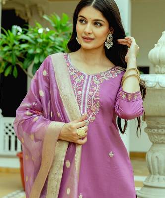 Pink color viscosee chanderi embroidery with printed readymade salwar suit 3