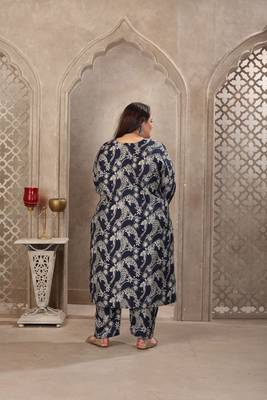 Navy blue color lichi viscosee prited plus size kurta set with dupatta 3