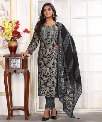 Black color chanderi printed readymade kurta set for trendy girls 5