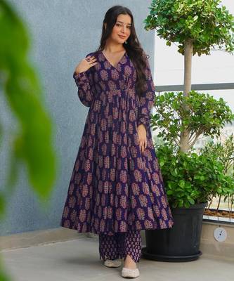 Purple color stylish top with bottom for graceful party looks 1