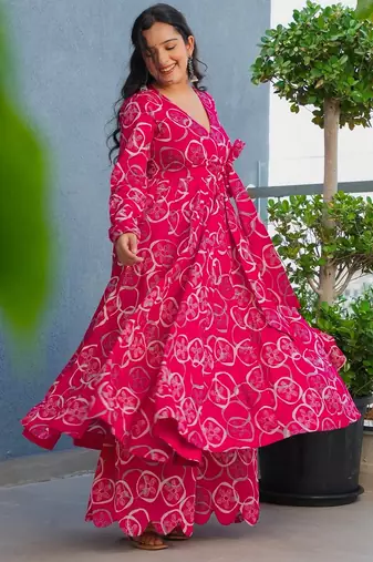 Pink color stylish top with bottom for graceful party looks