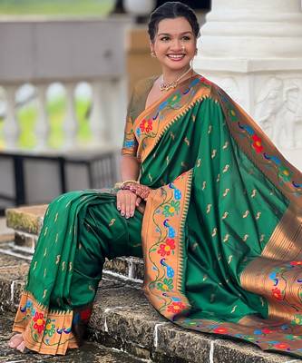 green woven meenakari jacquard paithani silk blend ethnic saree 5