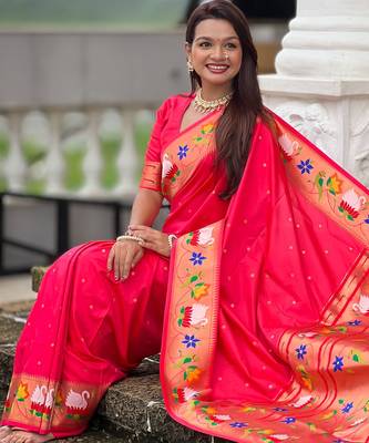 gajri paithani silk blend woven meenakari jacquard heavy wedding special saree 5
