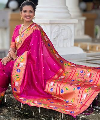 magenta paithani silk blend woven meenakari jacquard heavy wedding special saree 5