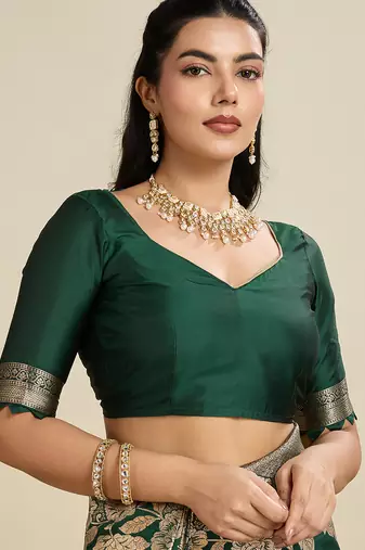 green wevon zari rich pallu border kanjivaram silk blend saree