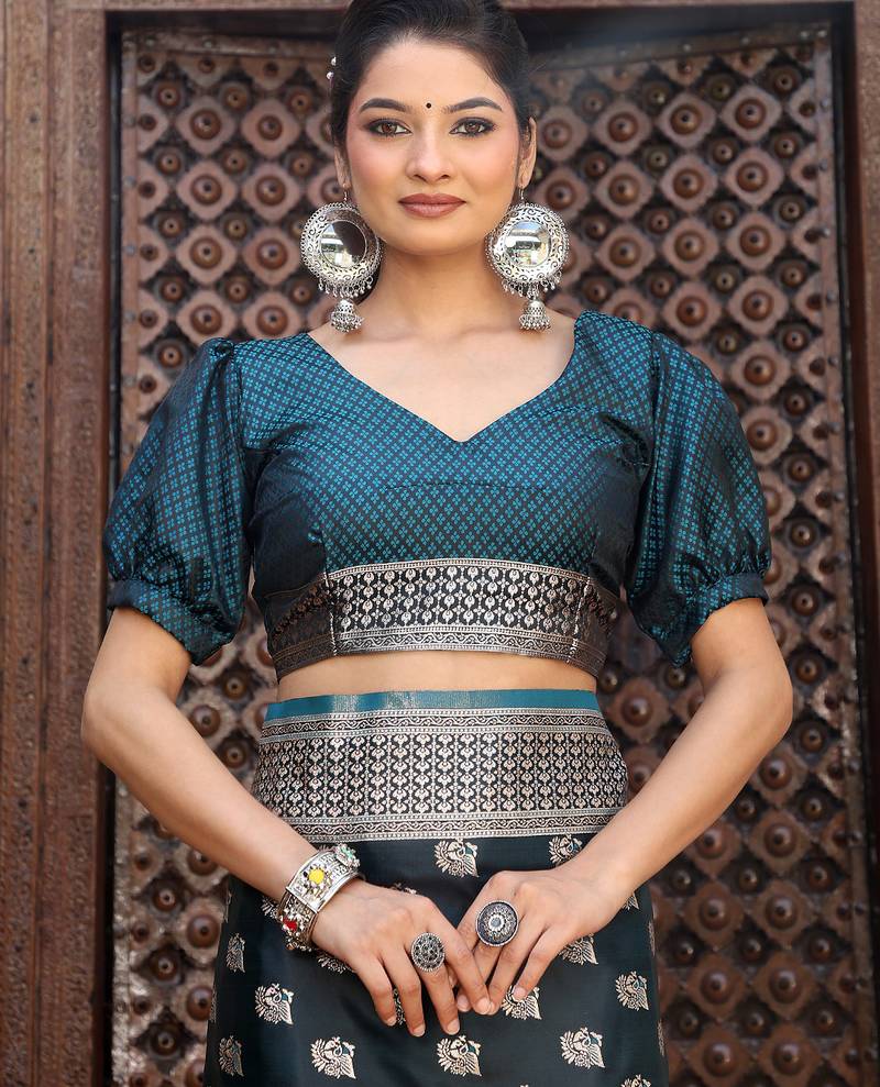 tarquice color woven designer ethnic silk blend fabric graceful partywear saree