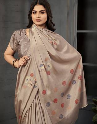 Grey malai crepe silk blend digital printed fancy partywear saree 3
