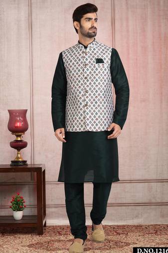 Off whte printed banarasi silk 3 peice jacket set for men