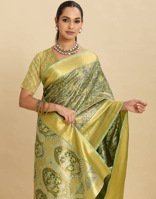 green graceful wevon zari silk blend partywear saree 3