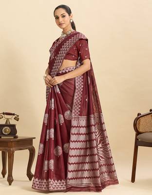 maroon ethnic soft art silk blend woven saree 4