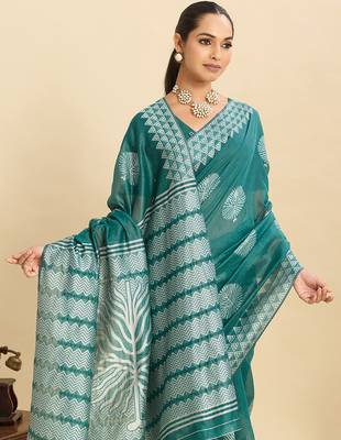 rama ethnic soft art silk woven saree 3