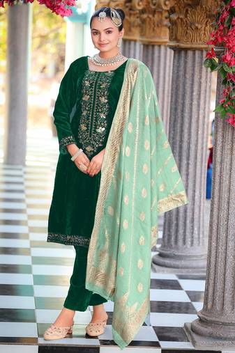 Green color velvet fabric heavy wedding ceremonial salwar kameez