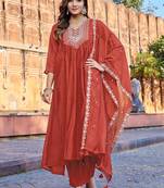 Women Mul Chanderi with thread work & Khatli Work Kurta With Trouser & With Dupatta