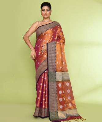 Women`s gold magenta zari cotton tissue jamdani saree 1