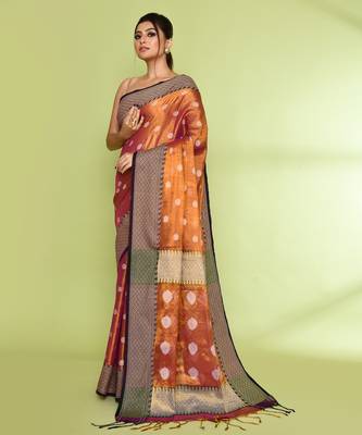 Women`s gold magenta zari cotton tissue jamdani saree 2