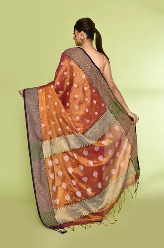 Women`s gold magenta zari cotton tissue jamdani saree