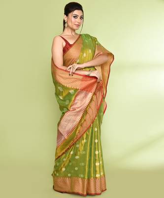 Women`s parrot green zari cotton tissue jamdani saree 3