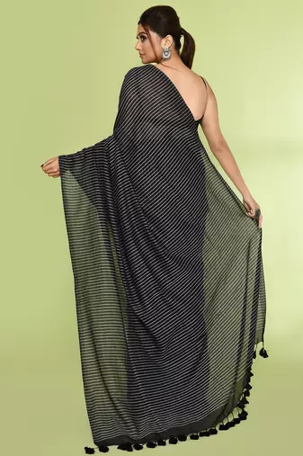 Women's black embellished checked cotton saree