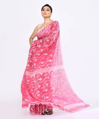 Women's pink embellished cotton blend jamdani saree 3