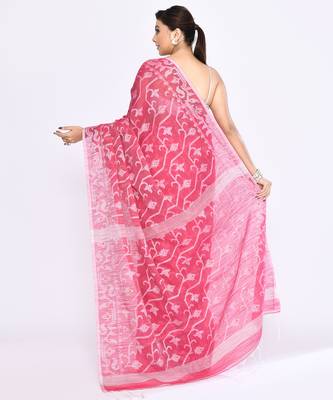 Women's pink embellished cotton blend jamdani saree 4