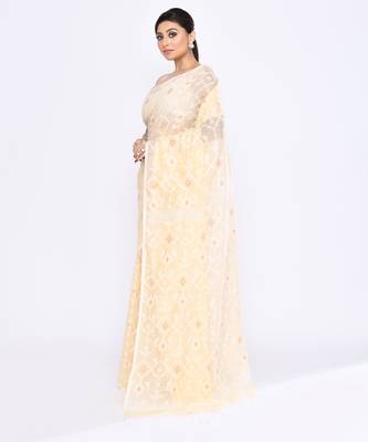 Women's cream embellished cotton blend jamdani saree 2