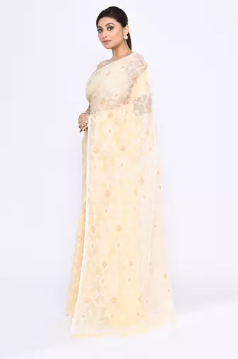 Women's cream embellished cotton blend jamdani saree