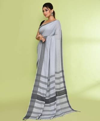Women's pearl embellished cotton saree 2