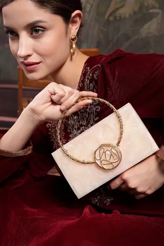 marble muse pearl cream & metallic gold resin marble textured clutch