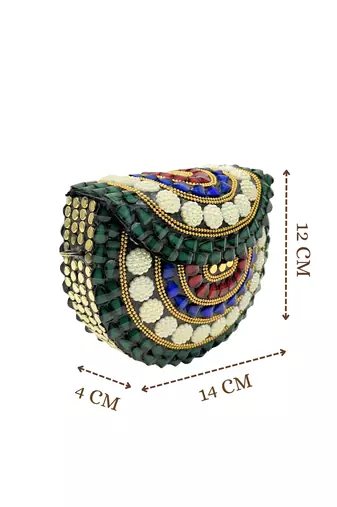 metal mirage green,motif embellished clutch