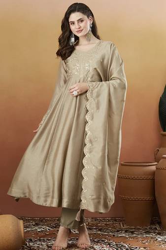 Cream vichitra silk thread embroidered with sequins work kurta pant set