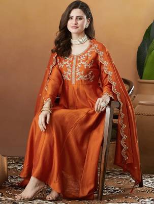 Rust orange vichitra silk thread embroidered with sequins work kurta pant set 2