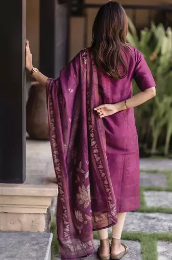 Purple zarna silk printed kurti with dupatta